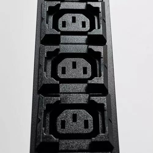 MIK-2G-0U-32A-400-36-C13(LC)-6-C19(LC)-IEC309-32-3-N-М Блок розеток вертик с мониторингом МИКсистем