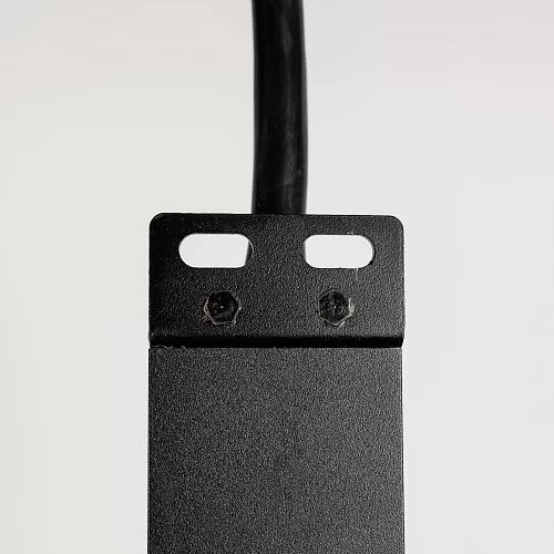 MIK-2G-0U-32A-400-36-C13(LC)-6-C19(LC)-IEC309-32-3-N-М Блок розеток вертик с мониторингом МИКсистем