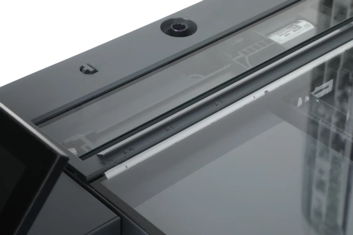 МФУ лазерное HP Color LaserJet Pro MFP 3303fdn