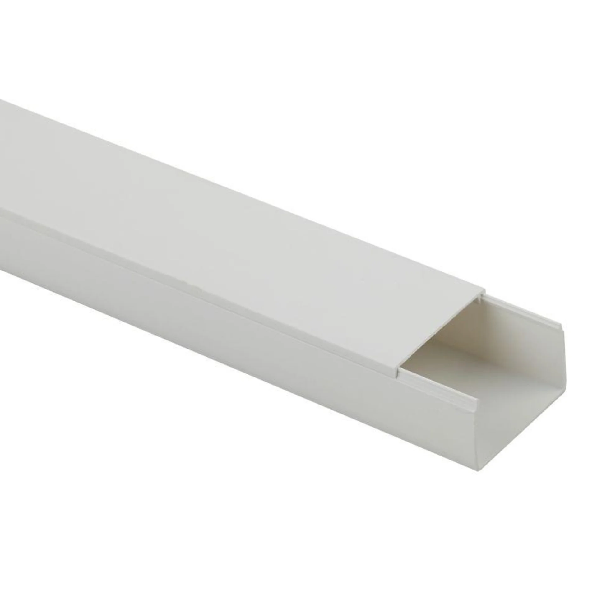 Кабель-канал 40х25 L2000 бел. Эра Б0031136