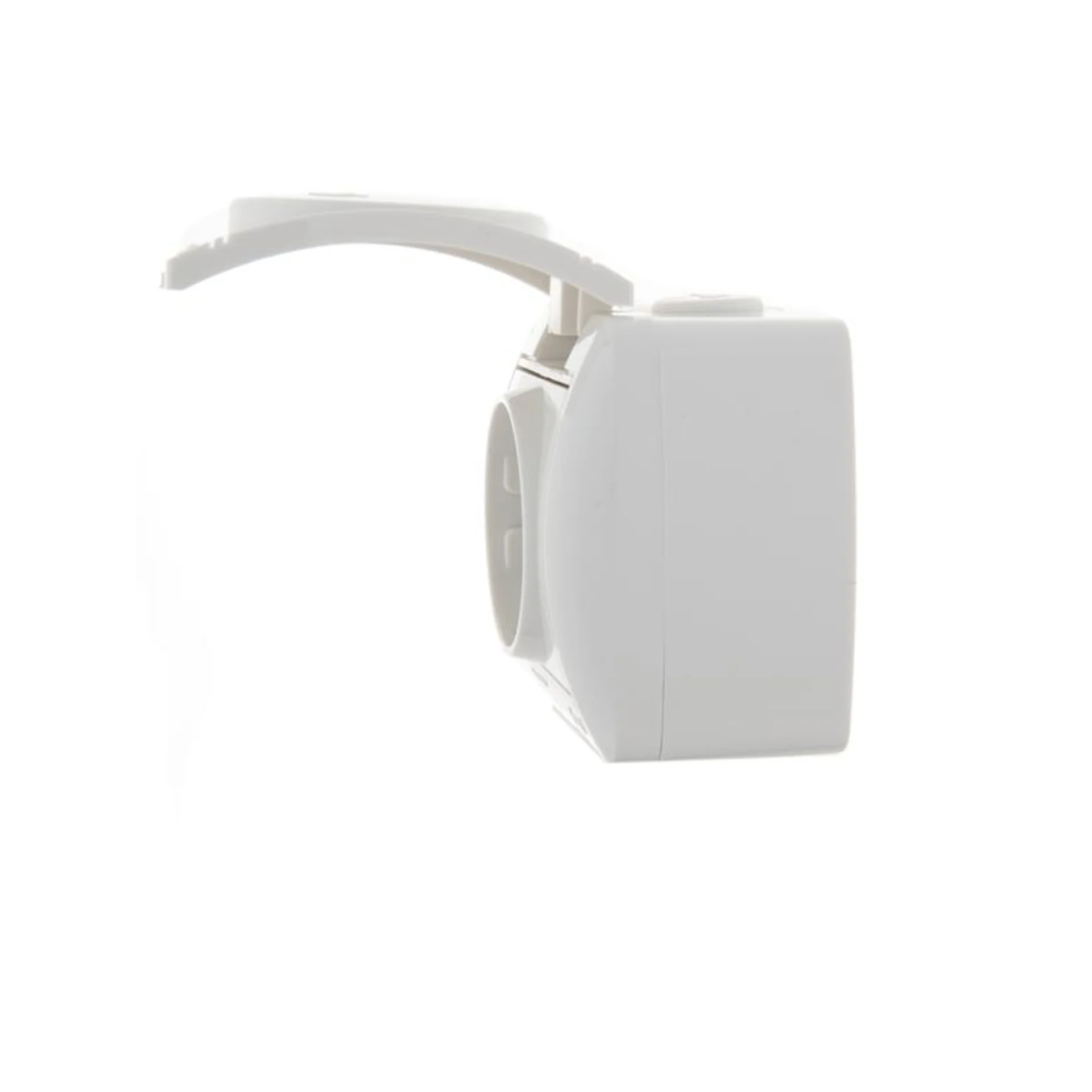 Розетка 1-м ОП Nata 16А IP20 с заземл. с защ. крышкой керамика бел. LEZARD 710-0200-123