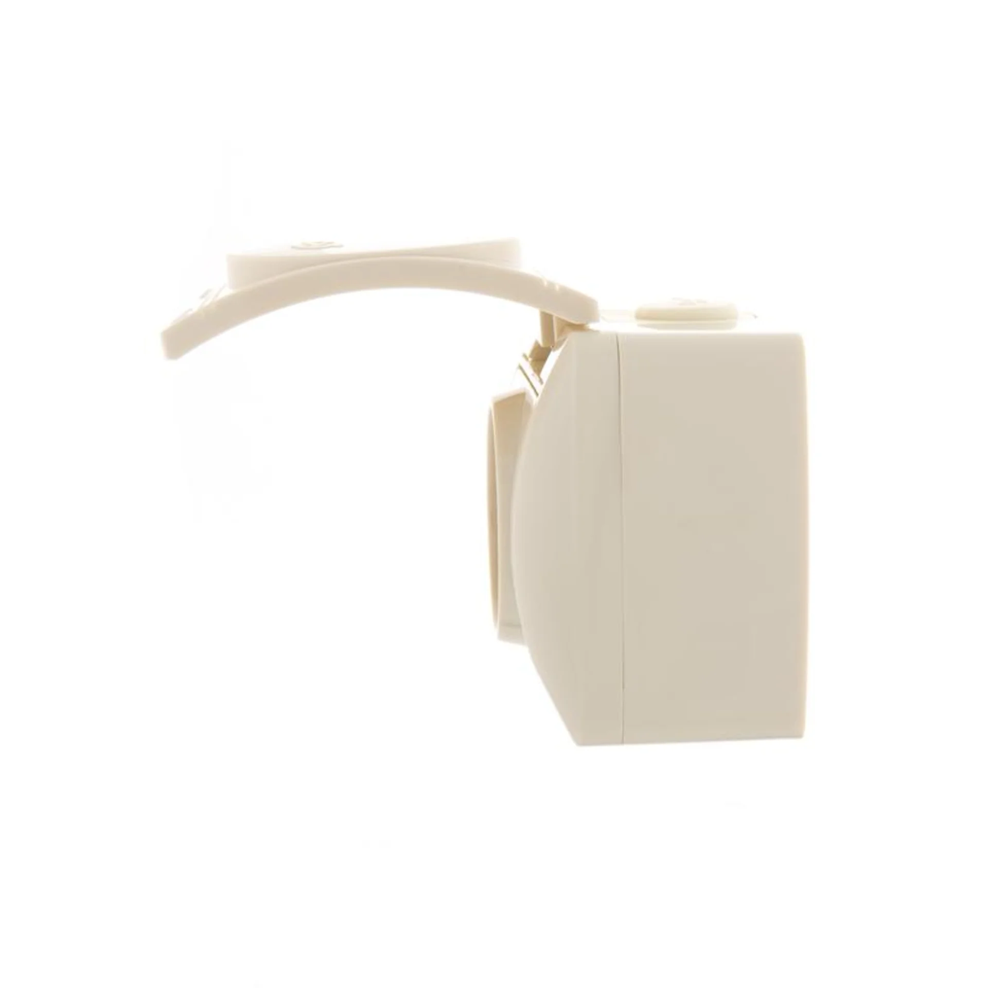 Розетка 1-м ОП Nata 16А IP20 с заземл. с защ. крышкой керамика крем. LEZARD 710-0300-123