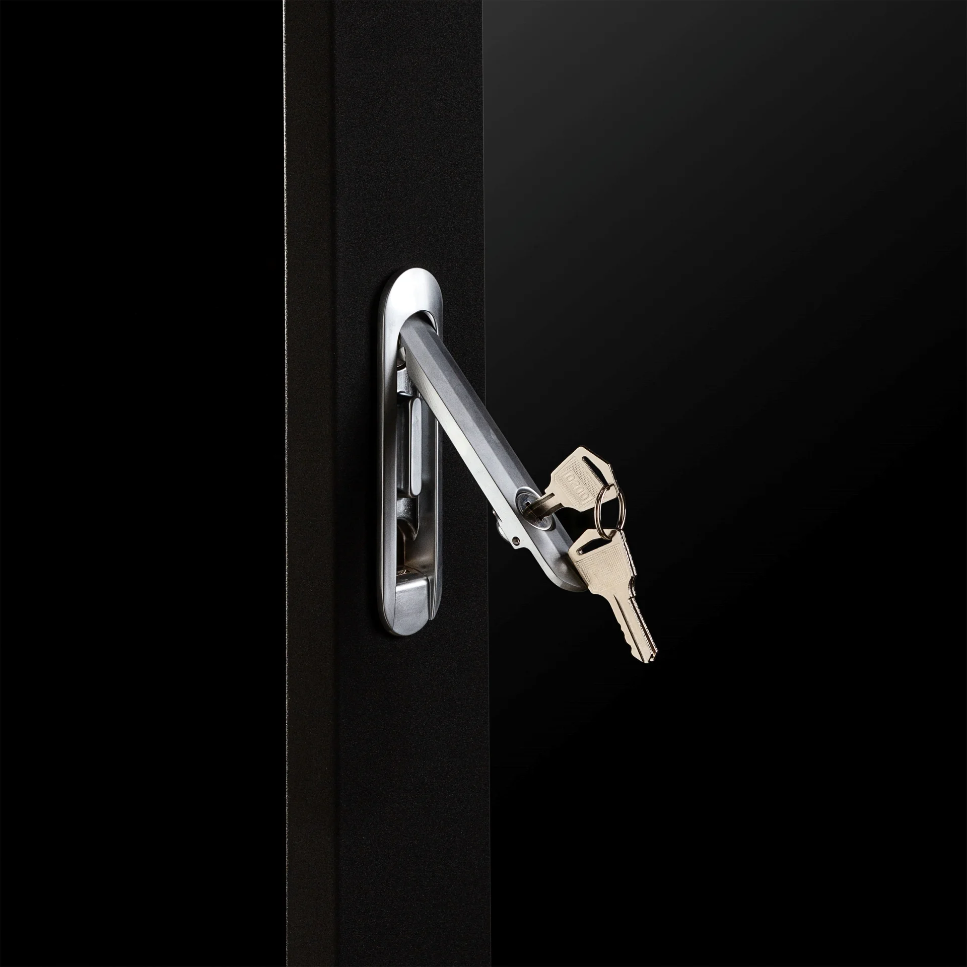 Шкаф телекоммуникационный напольный 42U 600x800мм, серия TFC (SNR-TFC-426080-GS-B-SF)