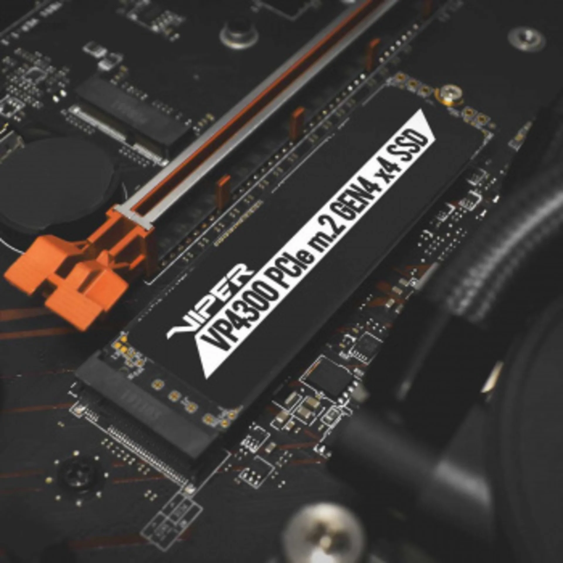 Накопитель SSD Patriot PCIe 4.0 x4 2TB VP4300-2TBM28H Viper VP4300 M.2 2280