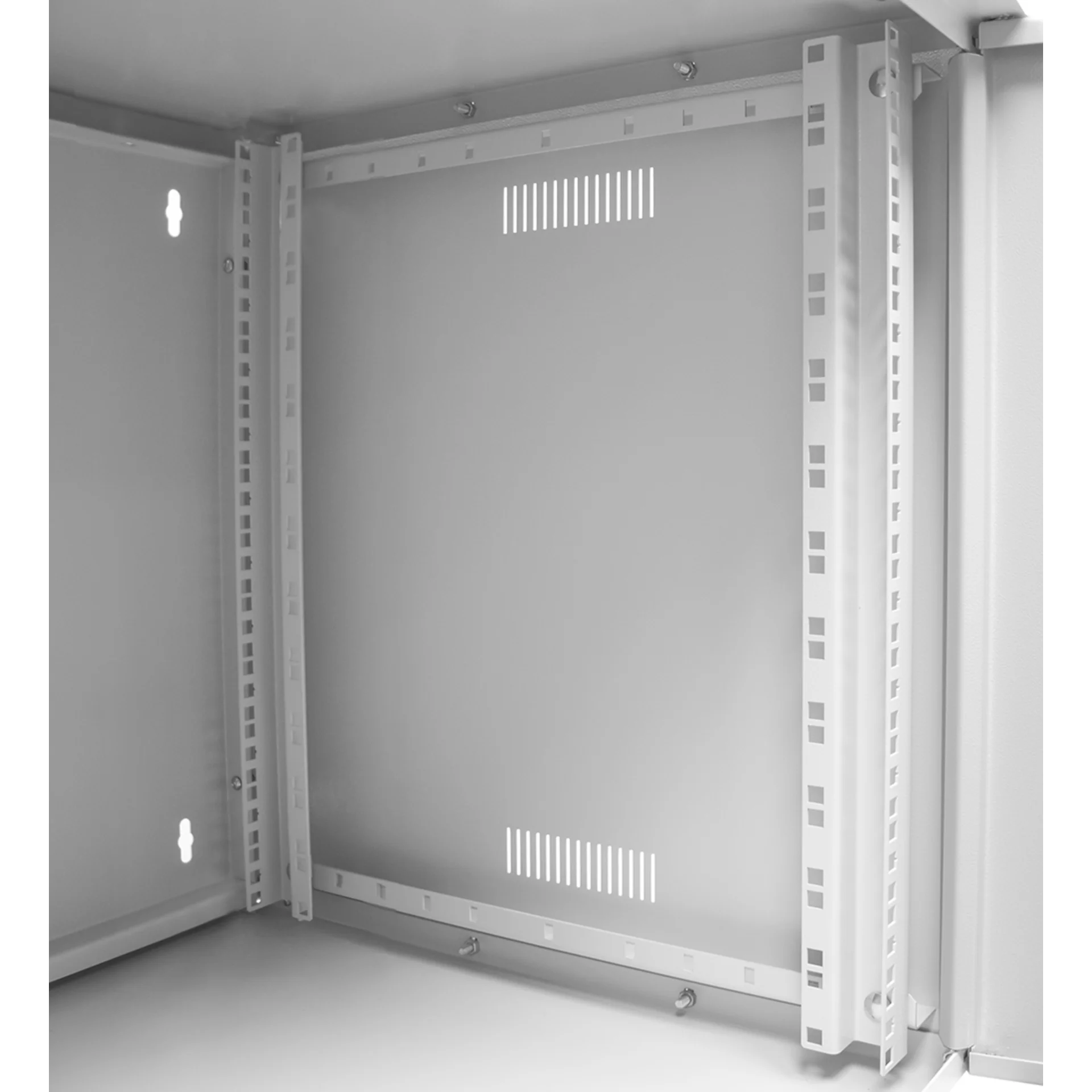 Шкаф универсальный разборный 19" 15U 720x580x600мм (ВШГ)