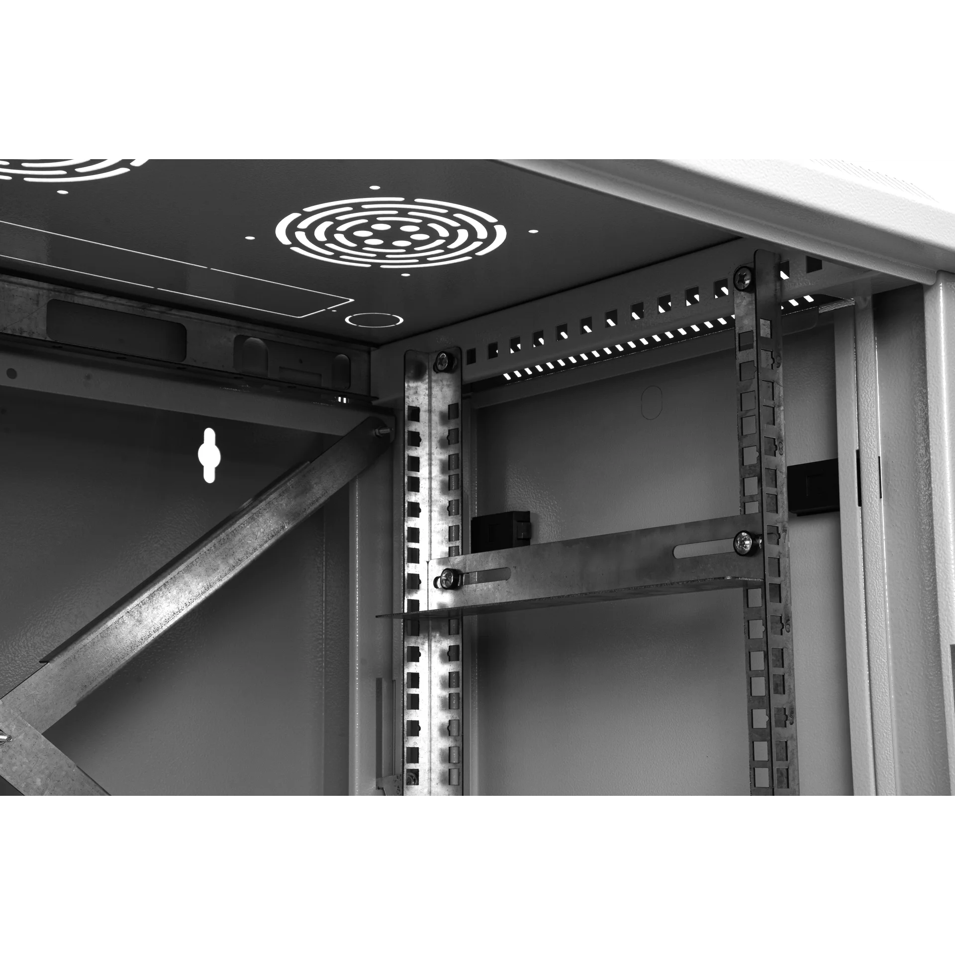 Шкаф телекоммуникационный настенный 9U, 600х550х500мм двухсекционный