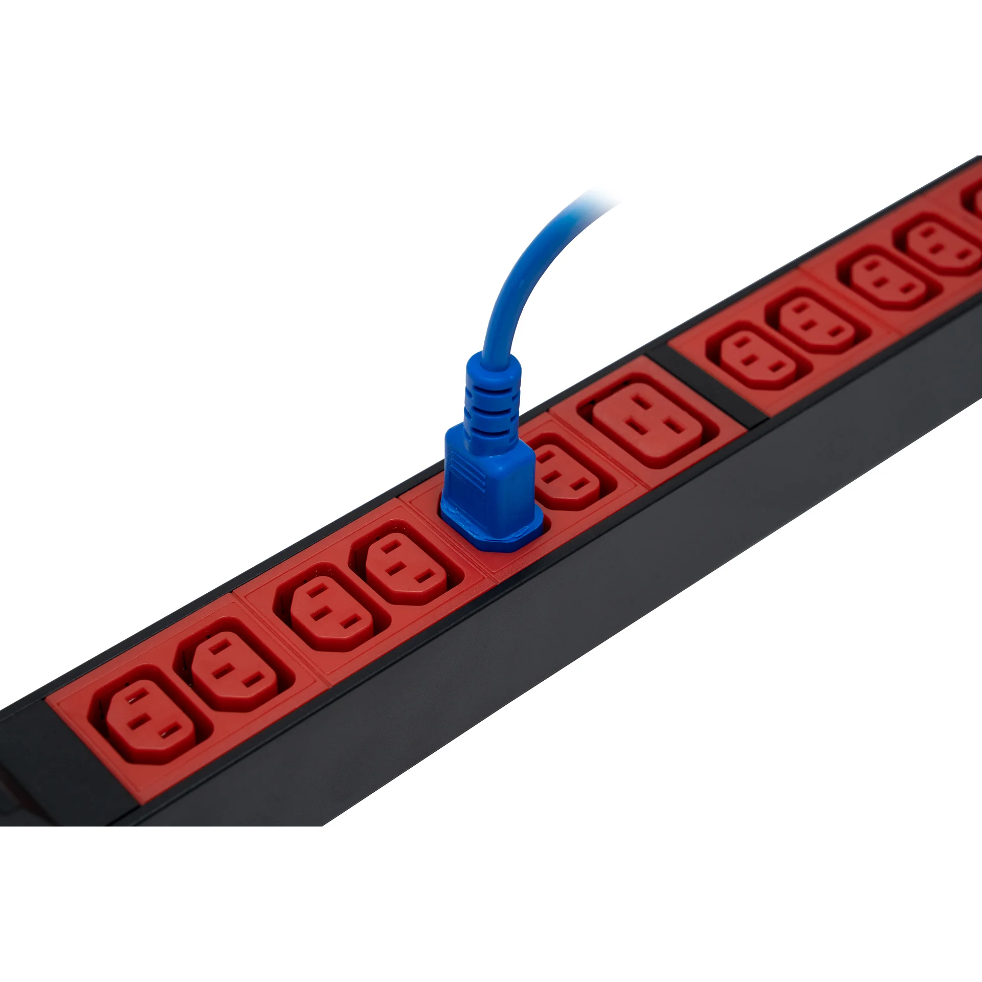 Блок электрических розеток на 36хIEC320 C13 и 6хIEC320 C19, шнур питания 3 м 5x6мм2 с вилкой IEC 60309 32A 3P+N+E (IP44) 1896.5х50.0х44.4мм