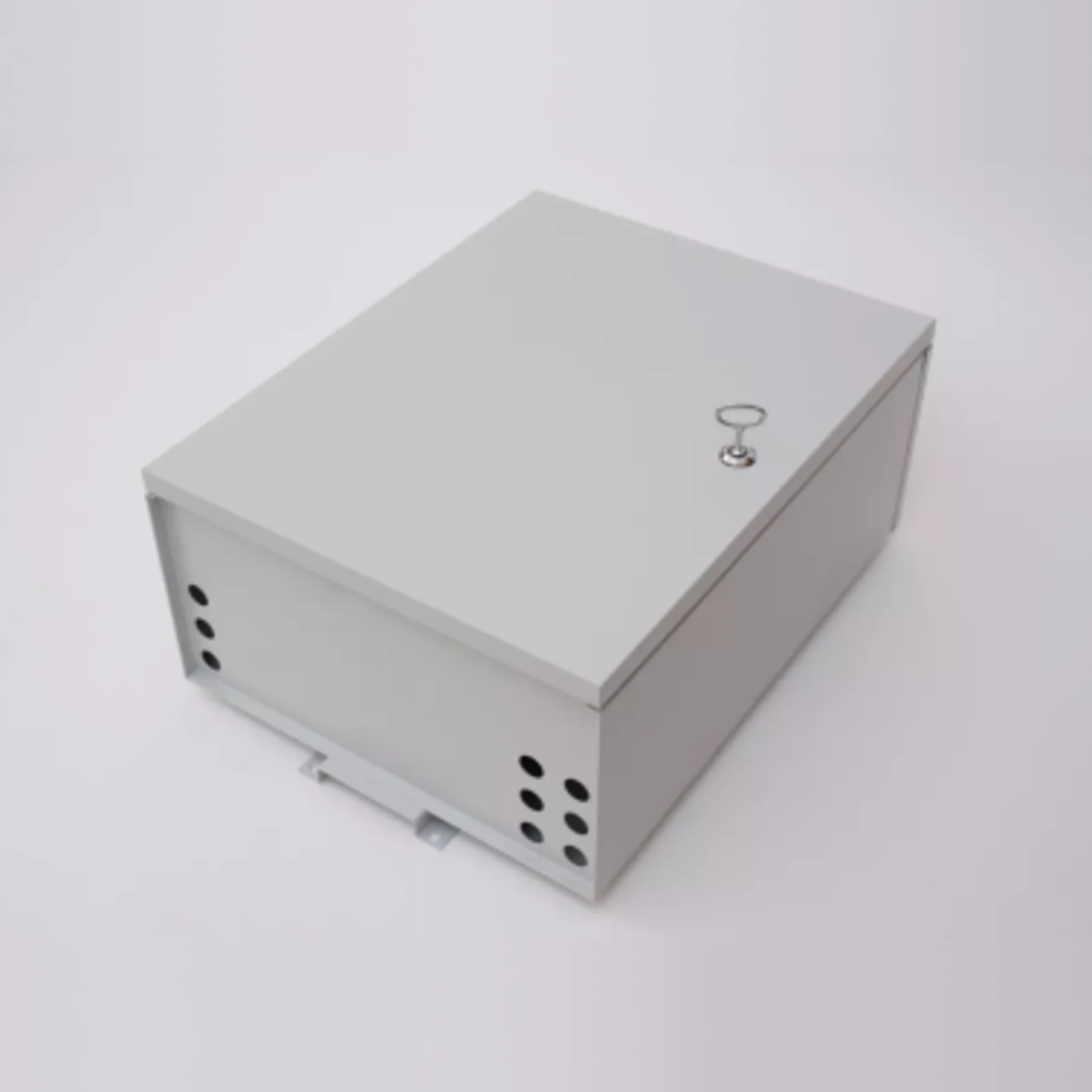 Шкаф уличный серии Real, 4U, 540х430х235, RAL7035